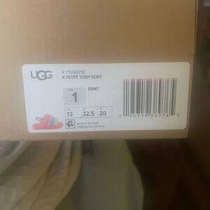 Ugg slide excellent condition